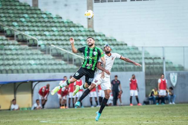 赵嘉义14+7青岛胜肯帝亚 齐麟16分新疆胜宁波