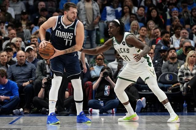 阿圭罗：萨拉赫已经与利物浦续约2年